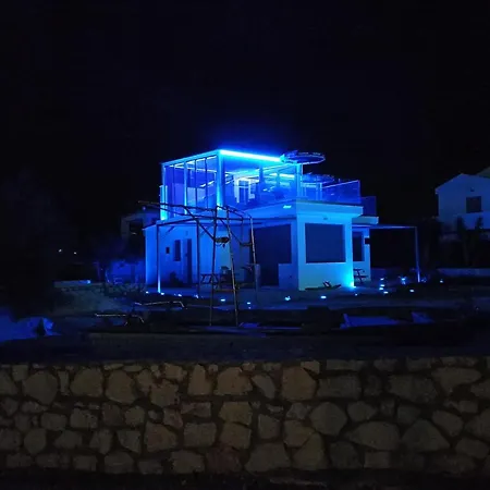 Beautiful Beachfront In Lixouri, Greece Apartament